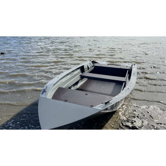 Лодка из Пнд Киммерия 440R Серая